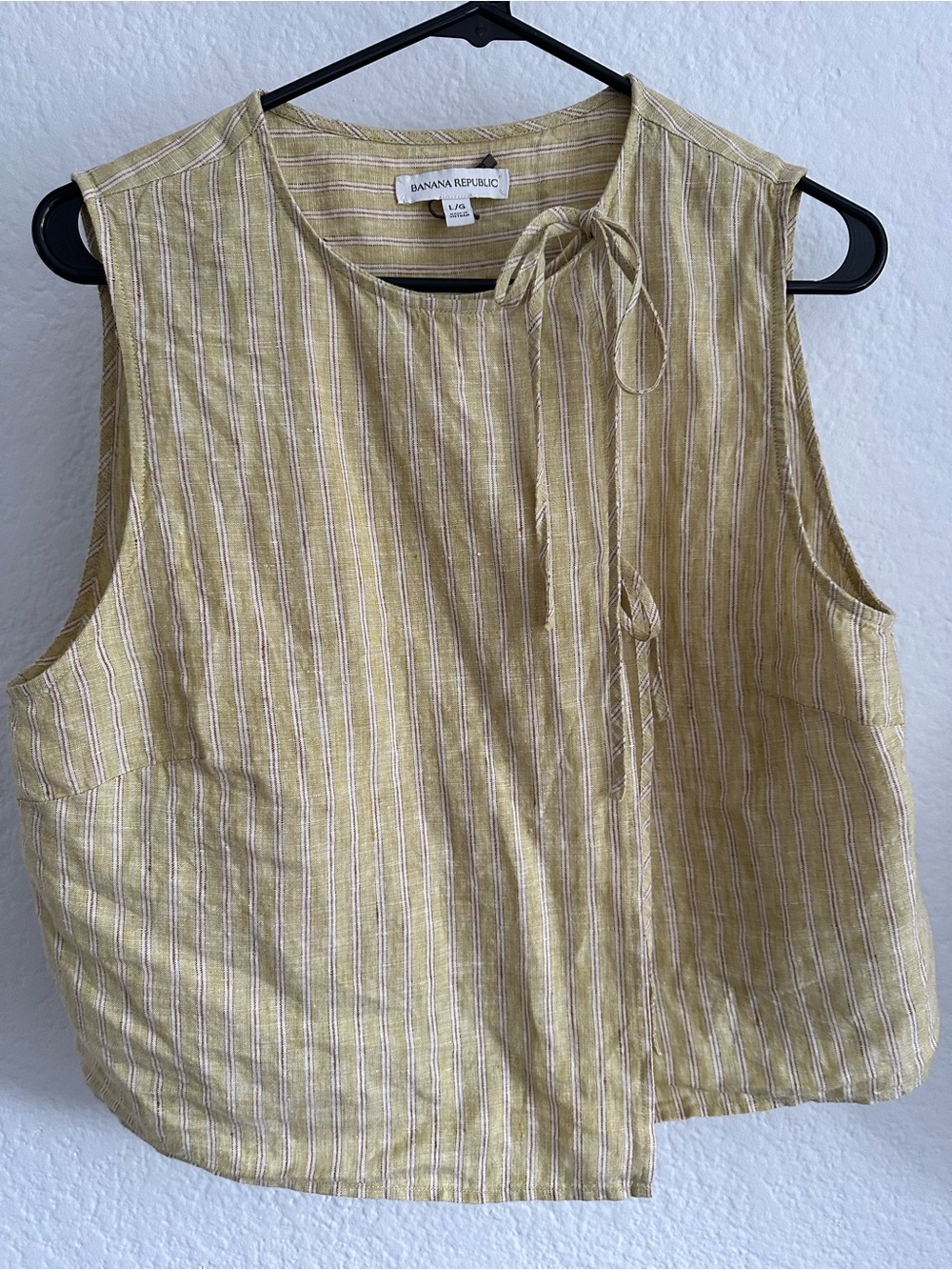 BR Sleeveless Linen Yellow Striped Tie-Front Top - Picture 5 of 5